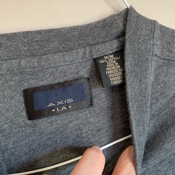 Mens Crew Neck Long sleeve Gray top size medium - Picture 2 of 7